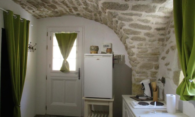 Aubais Apartment | Location studio meublé 19m² proche de la mer