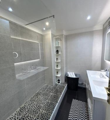 Saint-Lazare Apartment | Logement gare Saint Charles ideal famille