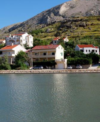 Pag Bed & Breakfast | Lokunja Bed&Breakfast