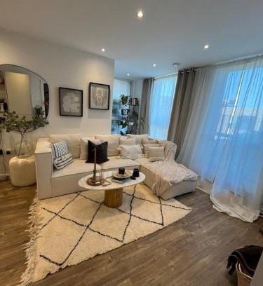 Moffat Apartment | London Penthouse Apartment with stunning views