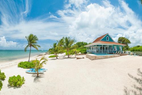 East End House | Lone Palm by Grand Cayman Villas