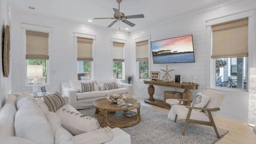 Santa Rosa Beach House | Longleaf Pines by AvantStay Community Pool Bonfires