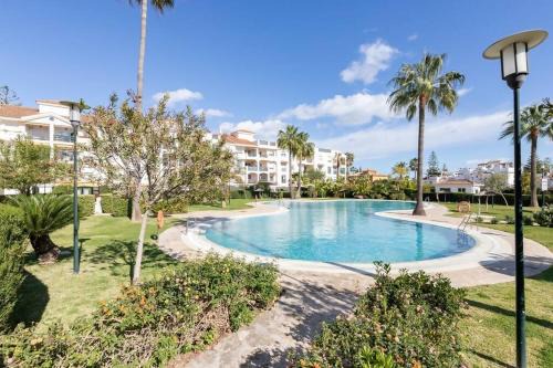 San Pedro de Alcantara Apartment | Lorcrisur corner PH apt 3 bedroom beach Marbella