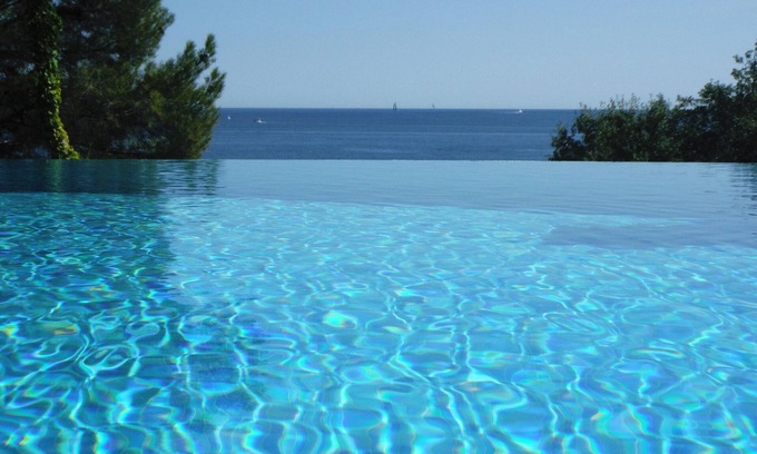 Sainte-Maxime Apartment | Lou Trelus