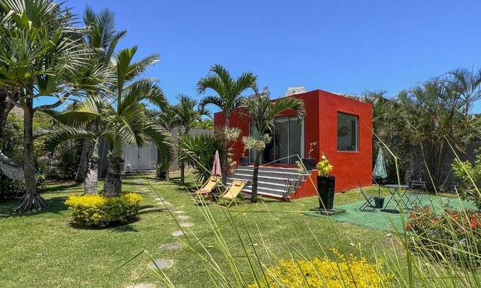 Cap Malheureux Apartment | Love Room with Infinity Pool in Tropical Garden