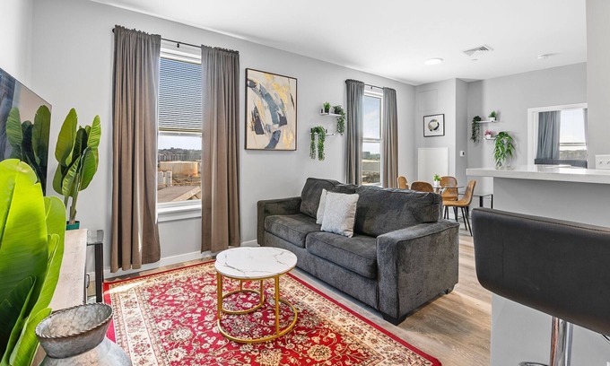 Everett Apartment | Lovely 1BR Near Encore Boston 3941