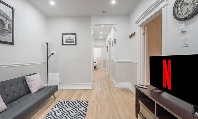 Mile End Apartment | Lovely 4BedR in the heart of Mile-End ~ FREE Parking