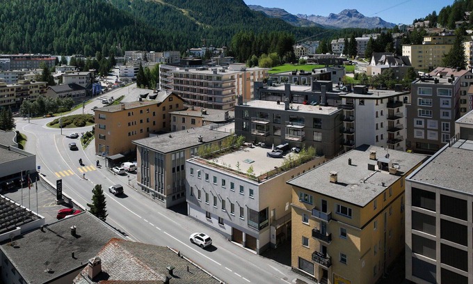 Sankt Moritz-Bad Apartment | Lovely apartment for 4 guests with WIFI, TV, terrace, pets allowed and panoramic view