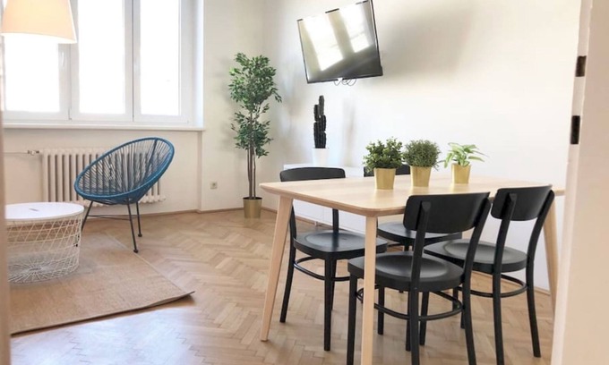 Wieden Apartment | Lovely Apartment directly at Naschmarkt