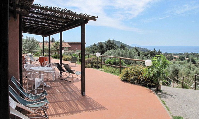 Lacona Apartment | Lovely apartment for 2 people with TV and terrace