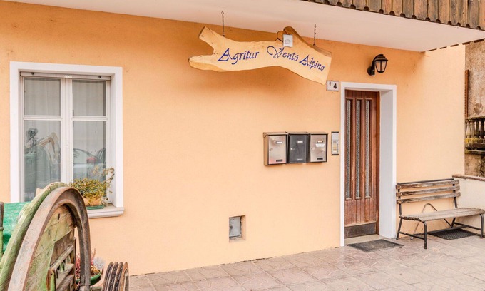 Taio Apartment | Lovely apartment for 3 guests with WIFI, TV, patio and pets allowed
