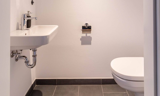 Fronhausen Apartment | Lovely apartment for 4 guests with WIFI, TV and patio