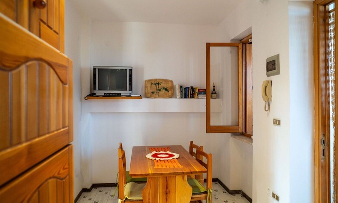 Marina di Vasto Apartment | Lovely apartment for 4 guests with TV, terrace and pets allowed