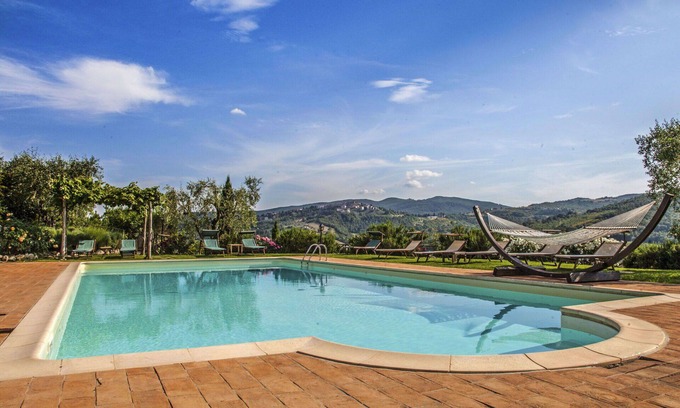 Allerona Apartment | Lovely apartment for 6 guests with pool, WIFI, TV, patio, pets allowed and panoramic view