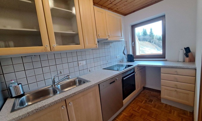Wildschoenau Villa | Lovely apartment in villa for 3 guests with WIFI, TV and balcony
