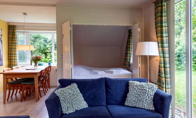 Municipality of Dalfsen House | Lovely apartment in villa for 6 guests with pool, WIFI, TV and terrace