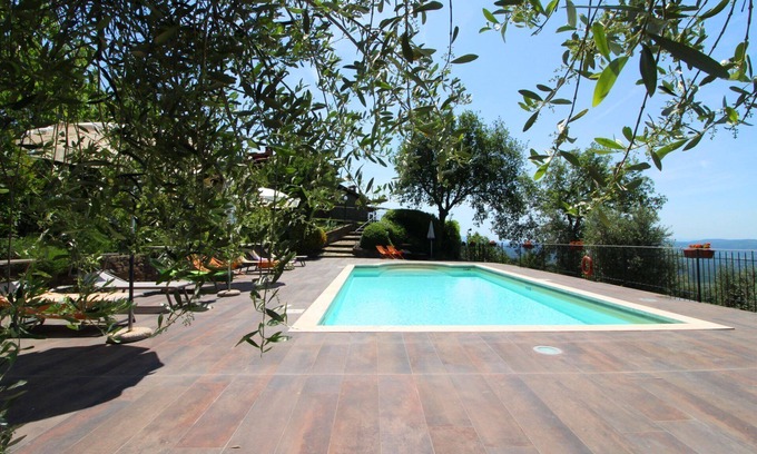 Castiglion Fibocchi Apartment | Lovely apartment for 7 guests with WIFI, pool, TV, pets allowed and parking