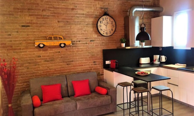 La Vila Olimpica del Poblenou Apartment | Lovely & bright Vila Olimpica beach apartment