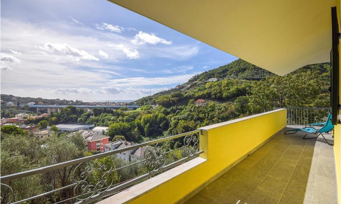 Chiavari House | Lovely Home In Chiavari With Wifi