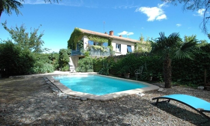 Maubec Apartment | Lovely Maubec apartment with private gardens, heated saltwater pool & internet
