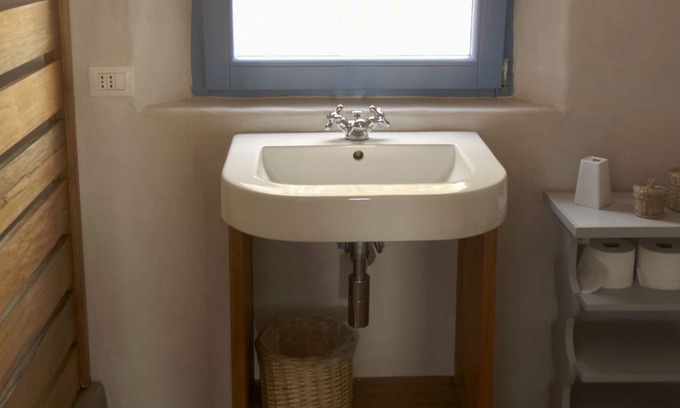 Sa Castangia Villa | Lovely secluded house high on a hill with wonderful country views