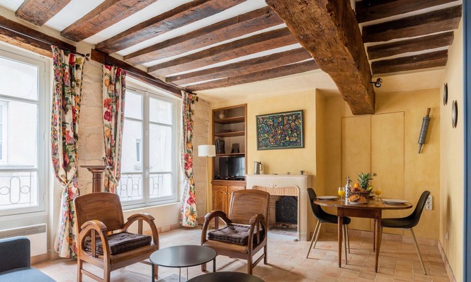 Latin Apartment | Lovely Studio by La Sorbonne & Pantheon in the Heart of the Latin Quarter