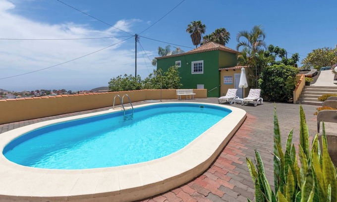 Los Llanos de Aridane House | LP1126 Holiday cottage with private pool in Los Llanos