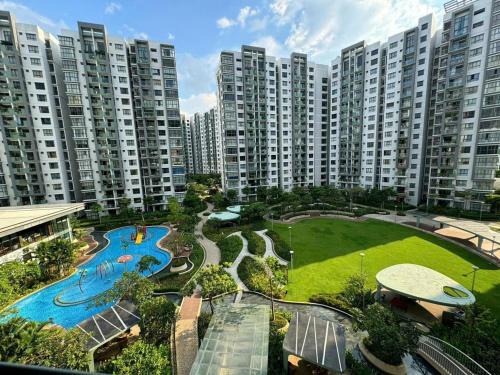 Tan Phu District Apartment | Lucky Home - Căn hộ 2PN 2WC có Wifi tại Celadon City Tân Phú gần Aeon Mall