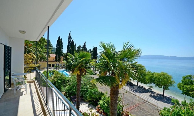 Gradac House | Lui
