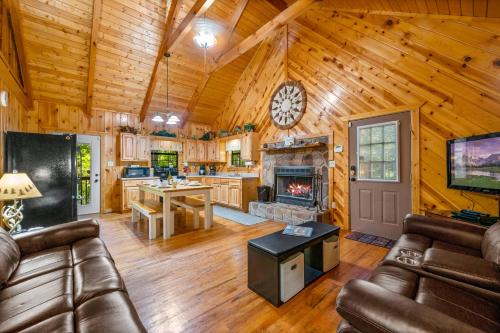 Sevierville House | Lumber Jack Lodge By Avada Properties