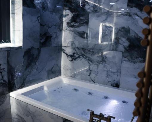 Bradford Apartment | Lumiere luxury apartment