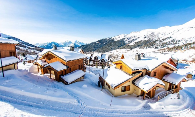 Saint-Francois-Longchamp Ski Chalet | Luxurious chalet near the ski-slopes