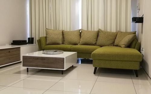 Windhoek Apartment | Luxurious 1 Bedroom Flat No 1 in Windhoek