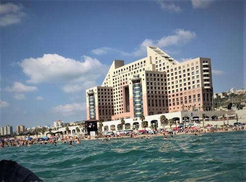 Haifa Apartment | Luxurious Beach apartments