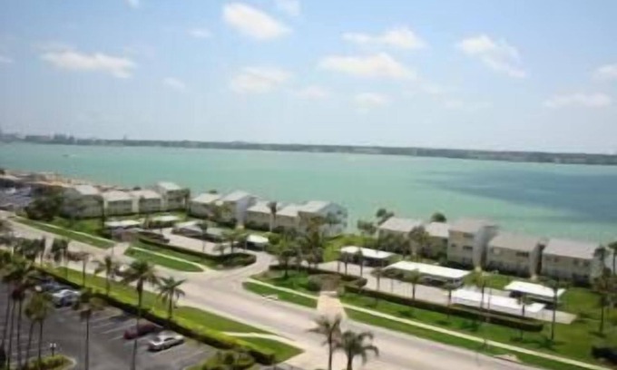 Sand Key Condo | Luxurious Beach Front condo