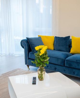 Old Town Apartment | Luxurious Blue&Yellow Apartment in Kaunas Center