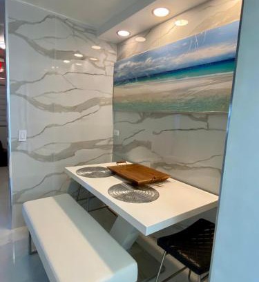 North Bay Village Apartment | Luxurious remodeled direct Waterfront apartment with Miami skyline view- Free parking- 5min drive to Miami Beach