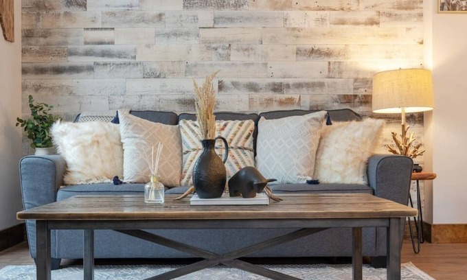 Cougar Creek House | Luxury 3BDRM☆Chic Mountain Escape☆HotTub☆BBQ/Patio!