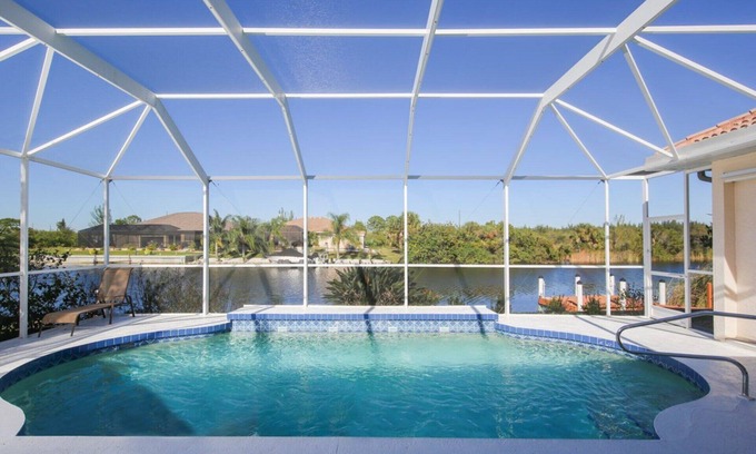 South Gulf Cove House | Luxury 4 Bed Villa with Private Jetty, Charlotte Harbour Villa 5811