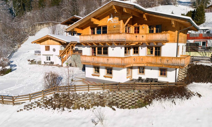 Viehhofen Apartment | Luxury apartment in Saalbach Hinterglemm near ski lift