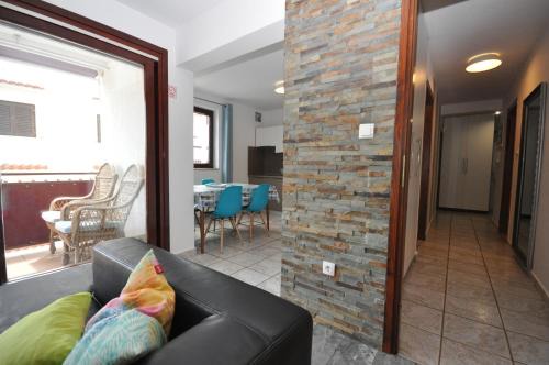 Brulo Apartment | LUXURY APARTMENT KALA 2