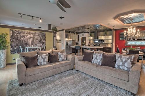 Bouldin Apartment | Luxury Apartment Walk to Bus and 1 Mi to Downtown!