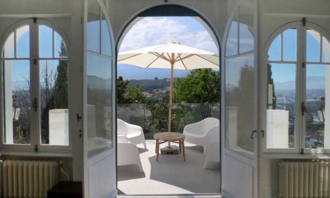 Ciboure Apartment | Luxury Basque Apartment - South facing with terrace, private garden & BBQ area.