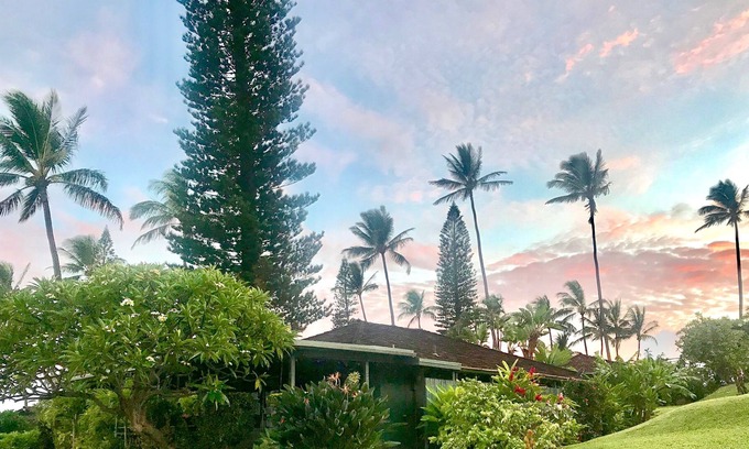Kaanapali Cottage | Luxury Cottage-Central Air-Large outdoor Lanai-Easy beach access