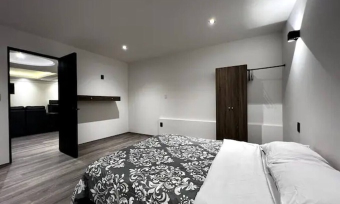 Cuauhtemoc Apartment | Luxury Grand Suite w/amenities