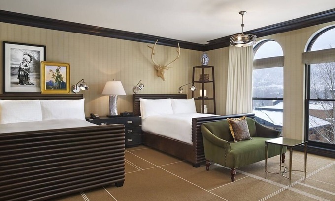 Aspen Apartment | Luxury Hotel Junior Suite w/onsite dining, ski valet and heated pool!