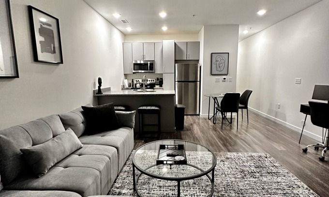 Richmond Apartment | Luxury living, located minutes from downtown! Free Parking!