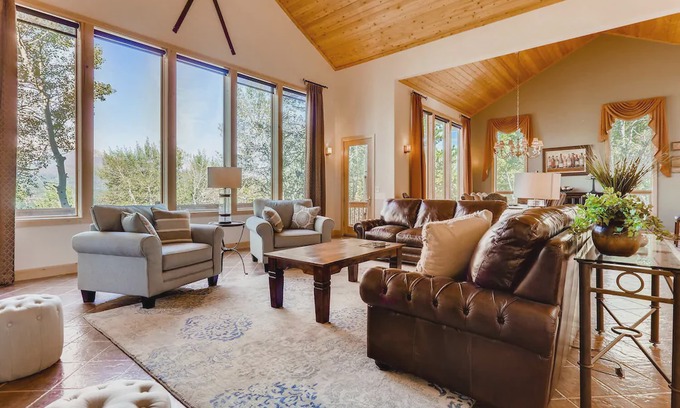 Hamilton Creek House | LUXURY MOUNTAIN HOME View’s/Hot Tub