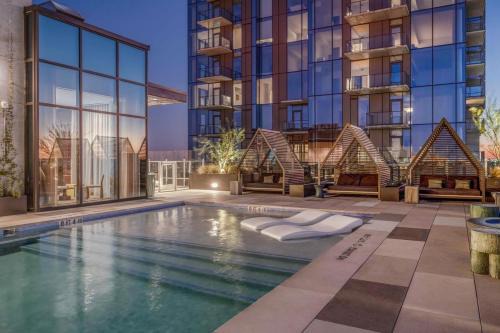 Rainey Street Historic District Apartment | Luxury Oasis on Rainy Street