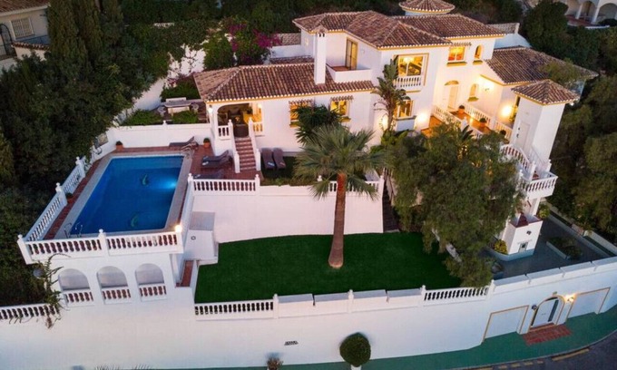 Mijas Villa | Luxury Villa with Heated Pool, Stunning Sea Views & Near Beach